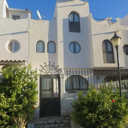 Alkabir Townhouse El Campello Villa Alicante Exterior photo